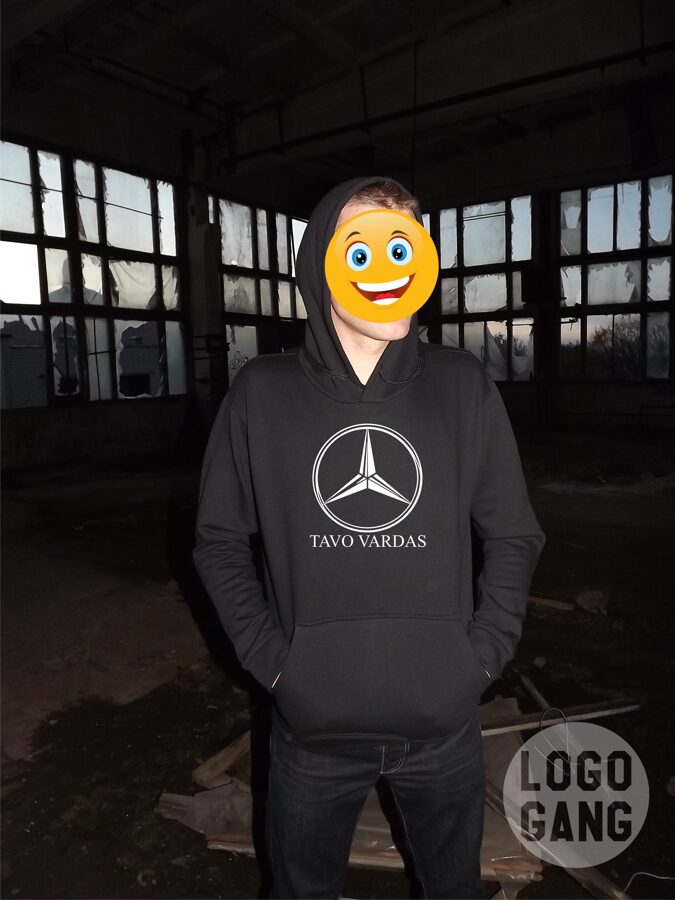 Mercedes Benz džemperis su tavo užrašu