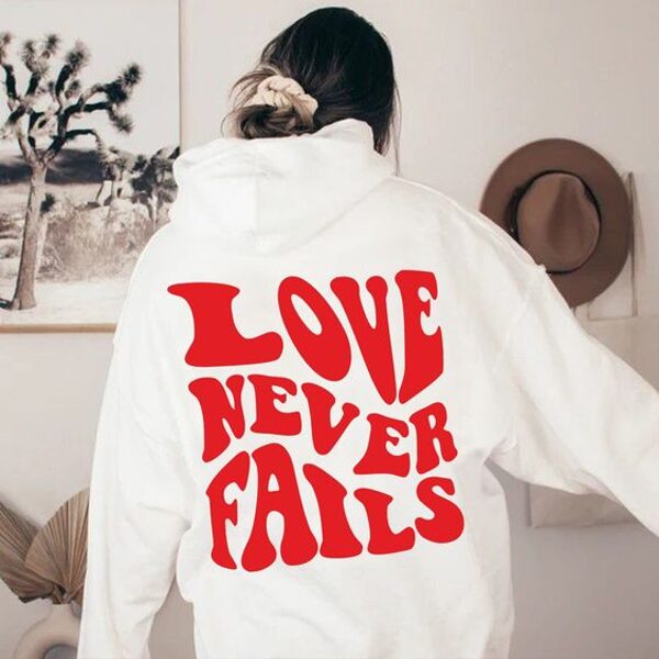 Love Never Fails džemperis