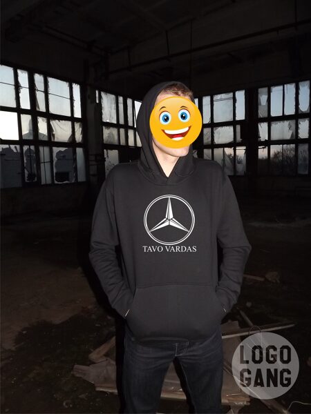 Mercedes Benz džemperis su tavo užrašu